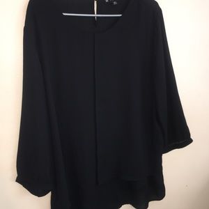 Woman’s N Touch black blouse XL